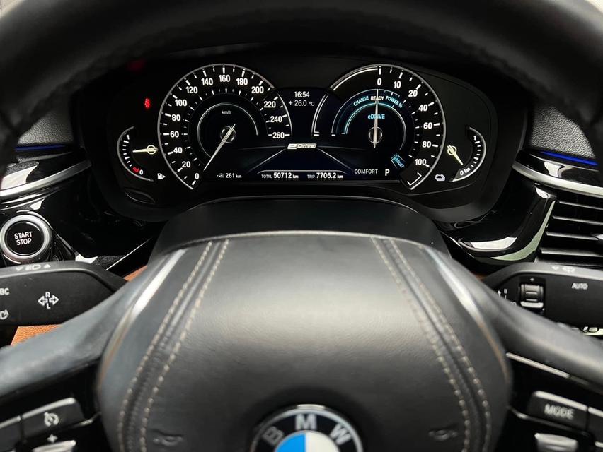 BMW 530e วิ่ง50000KMพอดี ปี 2020 สภาพใหม่ๆ  รถมือเดียวป้ายแดง  6