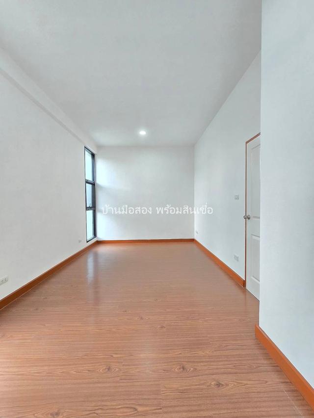 หมู่บ้านไอดีไซน์ วงแหวน-รามอินทรา 13