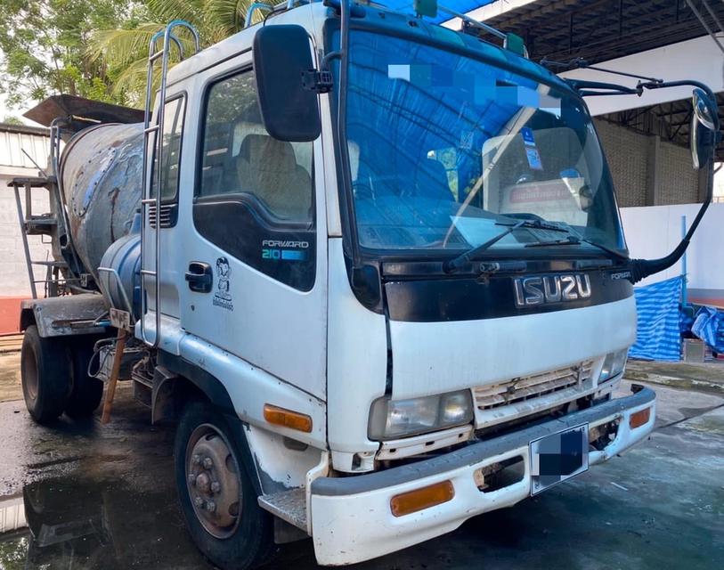 รถโม่ผสมปูน 3 คิว ISUZU FSR-210 แรง