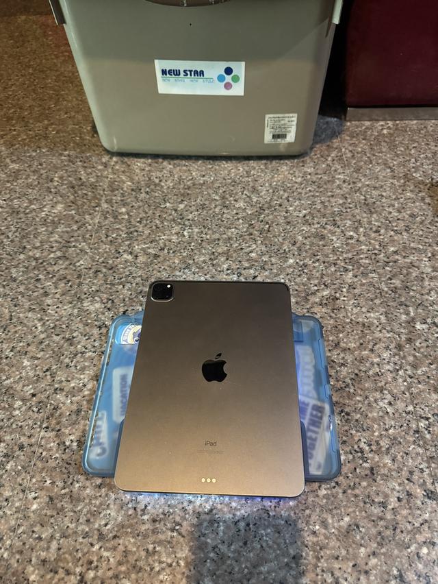ขายๆๆๆถูกๆๆiPadPro11นิ้วสีSpace Gray 128กิ๊กWifi Only คับใช้งานดีทุกๆฟังชั่นสูนTrueทุกๆฟังชั่นรีสโตได้ตลอดไม่มีติดไอคราว Model TH/A  สภาพ: 97% สวยๆๆค 2