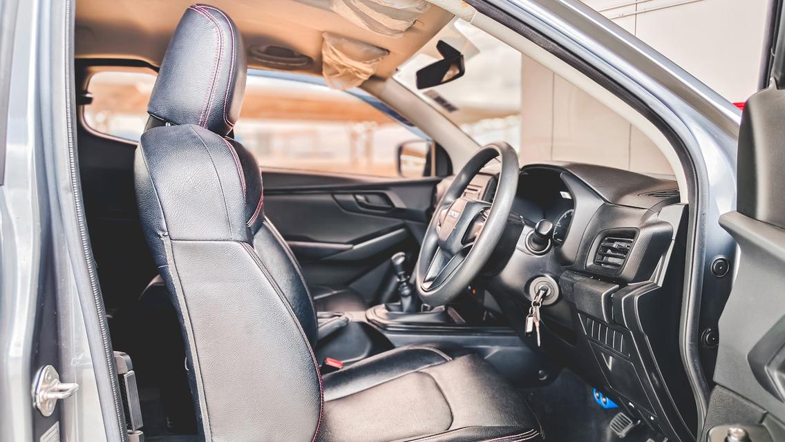 Isuzu dmax 3.0 S ปี2021 รูปที่ 6