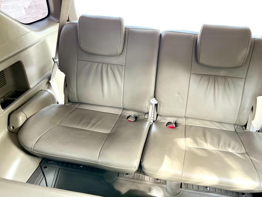 TOYOTA Fortuner 3.0V 4WD เครื่องยนต์: ดีเซล เกียร์:AT ปี: 2012 สี:เทา ไมล์ 15x,xxx km. รูปที่ 16