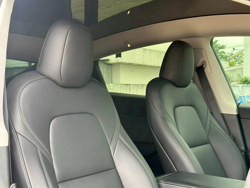 Tesla Model Y Long Range 2023 • Mileage: 28,000 km 13