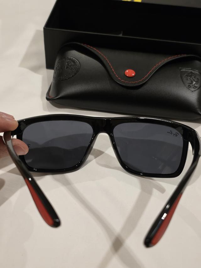 แว่นตา Rayban x Ferrari เลแบน เฟอร์รารี่ สวยเดิมๆสภาพใหม่ๆ อย่างดีพร้อมกล่องขาย ตามสภาพ ครับ รูปที่ 12