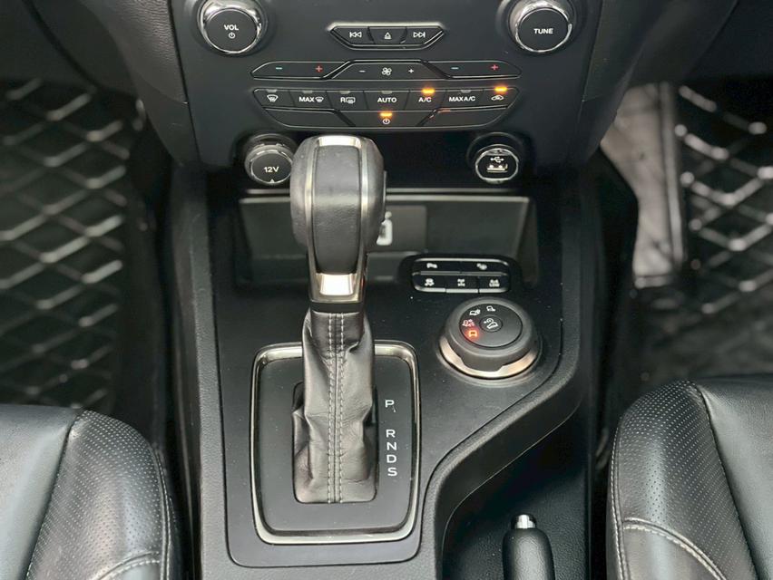 ปี 2020 FORD EVEREST, 2.0 BI-TURBO 4WD TITANIUM 13