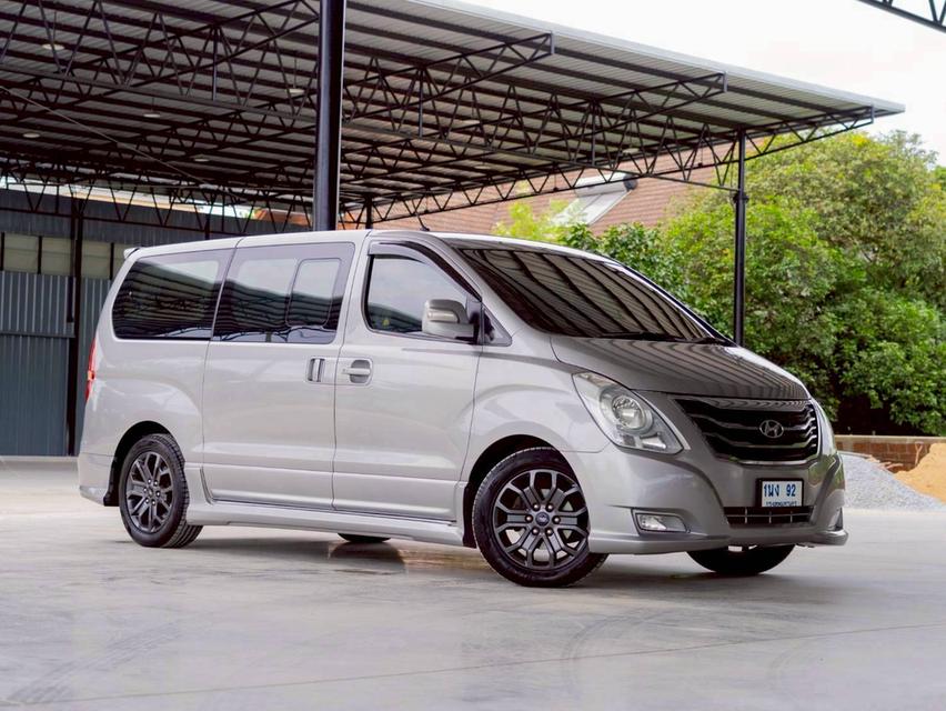 Hyundai H1 2.5 Deluxe 2013 รถบ้าน ดูแลอย่างดี วิ่งน้อย คุ้มมากๆ