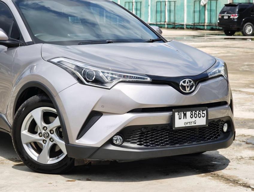 รถบ้านสภาพพร้อมใช้ ซื้อสดไม่มีVat Toyota C-HR Hy Wagon 4dr MID CVT FWD 1.8 Y2019