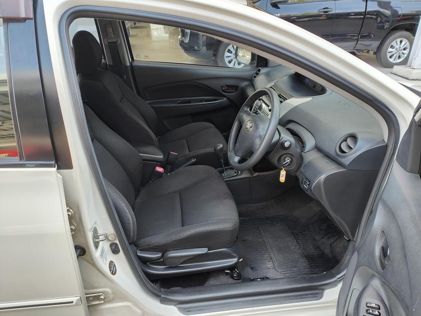 Toyota Vios 1.5 E AT  6