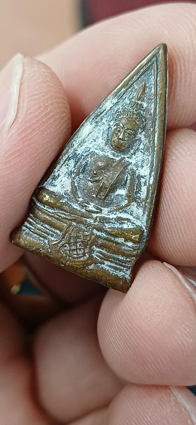 เหรียญหลวงพ่อโสธรพิมพ์สามเหลี่ยมสองหน้าปี 2514 1000 บาทรวมส่ง รูปที่ 6