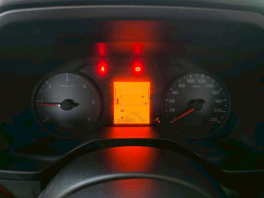 MITSUBISHI TRITON Ext.Cab 2.4 Active MT (AB/ABS) ปี 2025 สีขาว โฉม Ext. CAB 23-ปัจจุบัน รถVat% รูปที่ 13