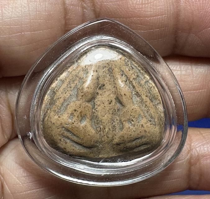 พระกำแพงลูกแป้งคู่ เลี่ยมเดิม