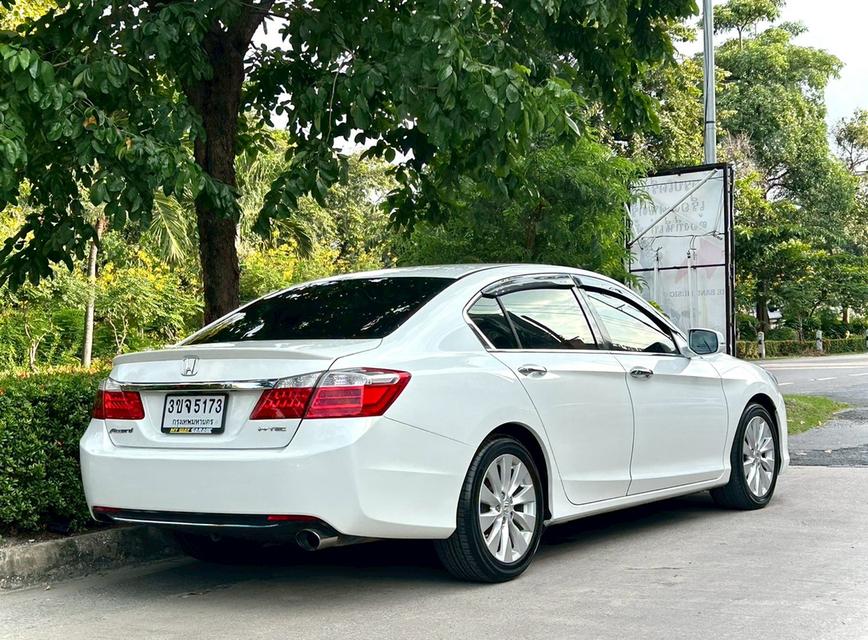 Honda Accord 2.0EL ปี13 7