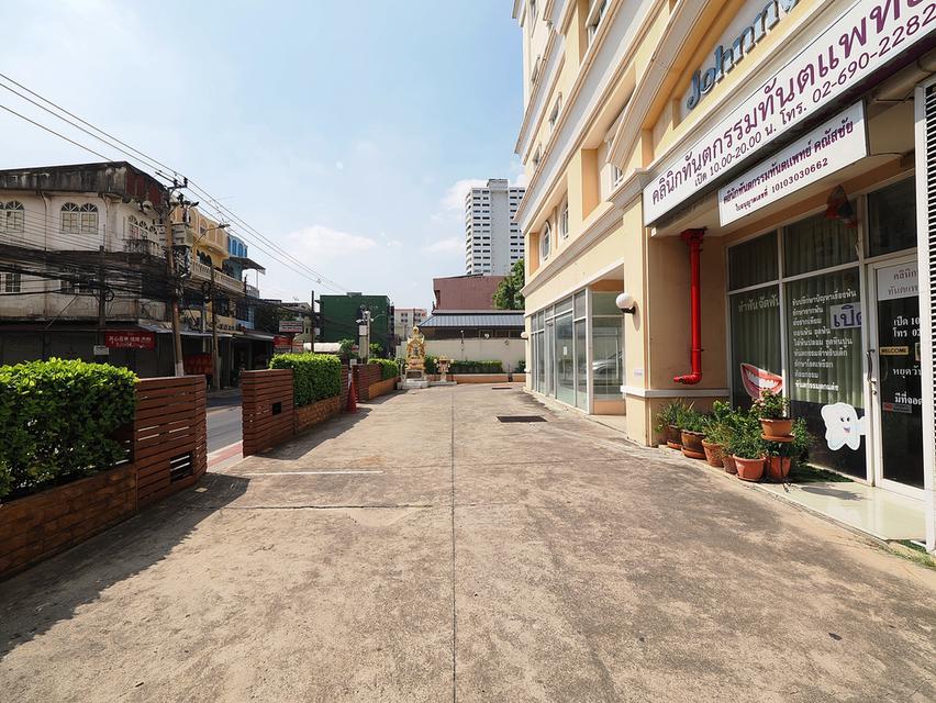 ขายราคาพิเศษ จอนนี่ ทาวเวอร์ 35.33 ตร.ม. ชั้น 10 ทำเลห้วยขวาง เดินทางสะดวก ใกล้ MRT แหล่งไลฟ์สไตล์ ออฟฟิศ รีโนเวทใหม่ พร้อมเฟอร์ คุ้มค่าทุกมิติ 19