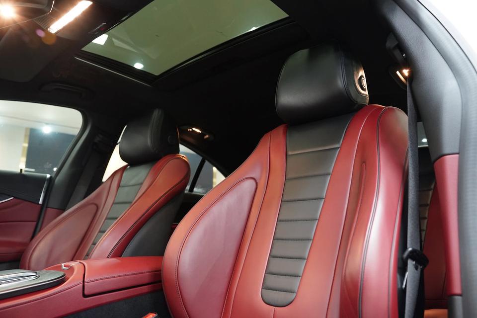 Mercedes-Benz CLS220d AMG Premium Facelift ปี 2024 สีขาว รูปที่ 9