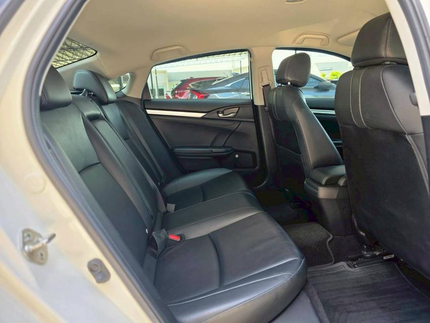 HONDA CIVIC 1.8EL ปีจด 2019 ♨️ #ประกันเครื่องเกียร์3ปี3หมื่นkm ♨️ 9