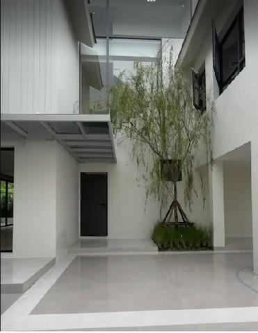 ให้เช่า-ขายบ้านเดี่ยว3ชั้น 60 ตร.ว. สุขุมวิท 71 ซอยปรีดีพนมยงค์ 14 Modern Style หลังมุม ใกล้ BTS พระโขนง พัฒนาการ รามคำแหง เอกมัย ทองหล่อ 17