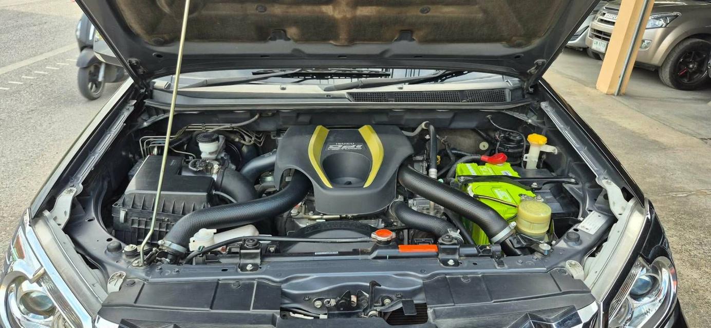 ช้าหมดอดแน่นอน! ‼️ MU-X 3.0 ตัวท็อป ขับ 4 (4x4) ปี 2015 ไมล์แสนต้นแท้ สภาพเนียนกริ๊บ หาอยู่รีบเลยครับ รูปที่ 10