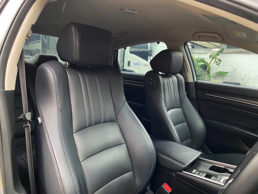 Honda Accord 2.0 Hybrid CVT  ปี 2019 เลขไมล์ 110,xxx km 12