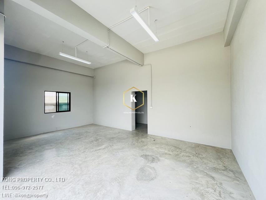 ให้เช่าโกดัง บางใหญ่ นนทบุรี พร้อมออฟฟิศ 3 ชั้น พื้นที่รวม 708 ตร.ม. (ขอใบรง.ได้) 9