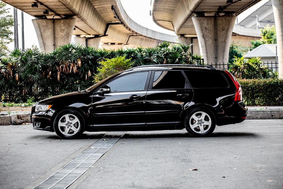 Volvo V50 2.0 AT ปี 2010 สีดำ สวยสภาพดี 10