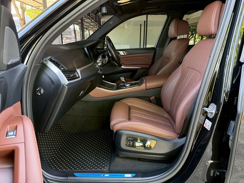 BMW X5 xDrive45e M Sport ปี 2022 6