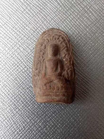 พระลือหน้ามงคล กรุลำพูน