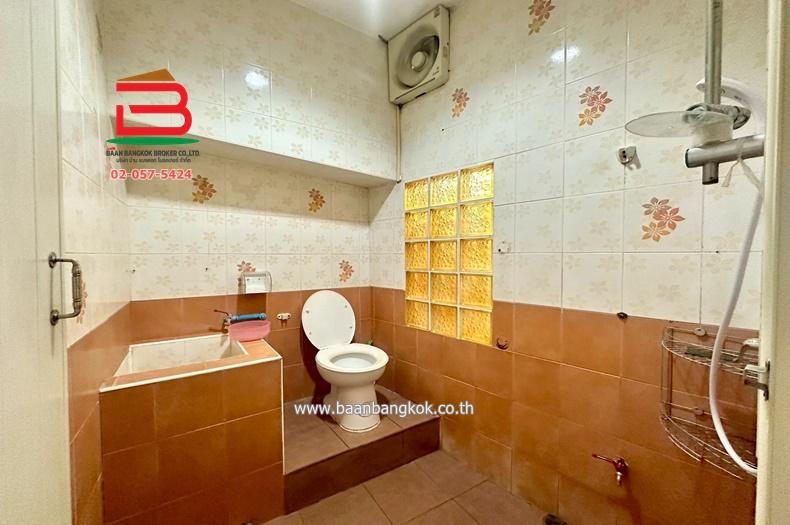  อาคารพาณิชย์ ซอยแม้นศรี 2 เนื้อที่ 11.6 ตรว. ถนนบำรุงเมือง แขวงคลองมหานาค เขตป้อมปราบศรัตรูพ่าย กทม . 10