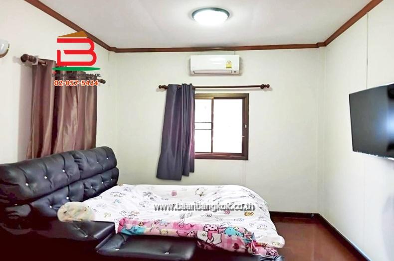 บ้านเดี่ยว หมู่บ้าน สุขสมบูรณ์ (ซ.พหลโยธิน 50 แยก 11-5) เนื้อที่ 54 ตรว. ถนนพหลโยธิน แขวงคลองถนน เขตสายไหม กรุงเทพมหานคร 9