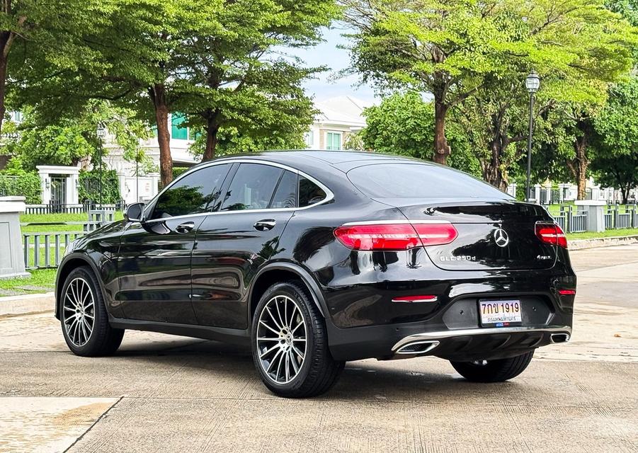 (แจ้งรหัสรถ AVA1919)⭐️ GLC 250d Coupe 4MATIC AMG Plus 2018 ดีเซลล้วน รูปที่ 5