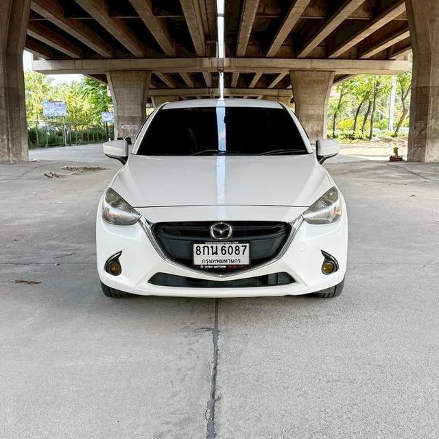 Mazda 2 1.3 SkyActiv High Sedan AT ปี 2015 รถมือสอง ขายถูก