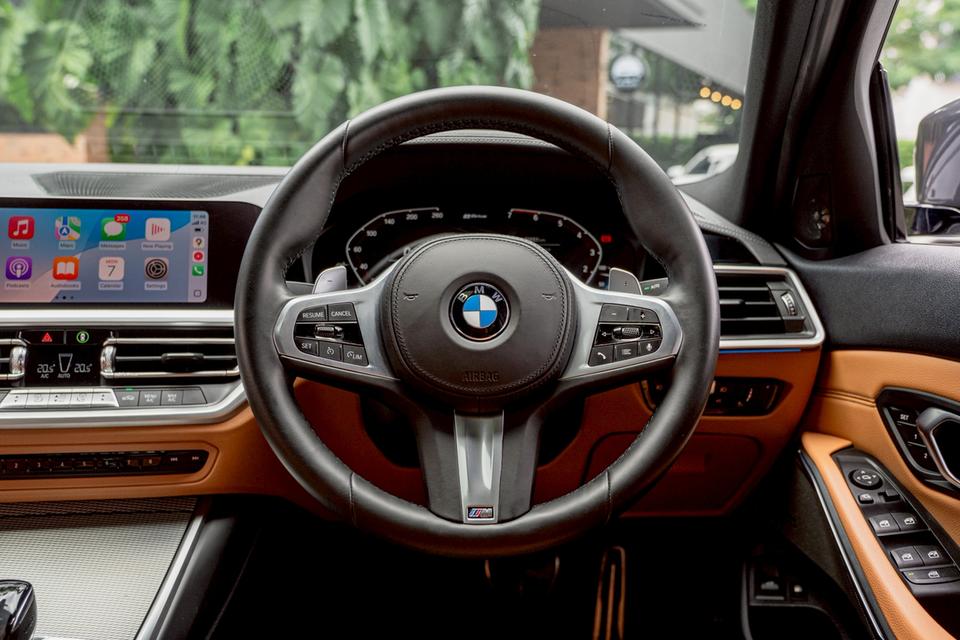 BMW 330e M Sport Plug-in Hybrid ปี 2021 🛒 เข้าใหม่ 56,xxx km. งานดีสีหายาก พร้อม BSI Warranty🩶