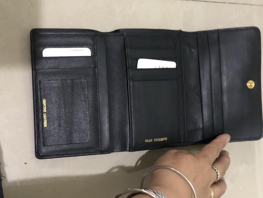 กระเป๋าสตางค์แบรนด์มือสอง300ส่งฟรี รูปที่ 6