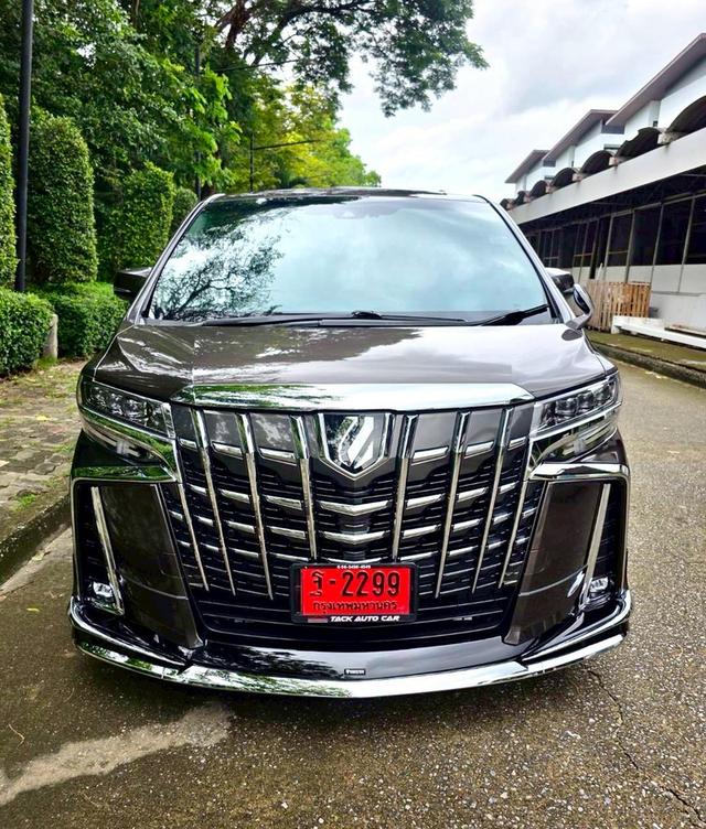 Toyota ALPHARD 2.5SC PACKAGE สี graphite (พิเศษ) ปี 2018 ไมล์ 40,000 กม.