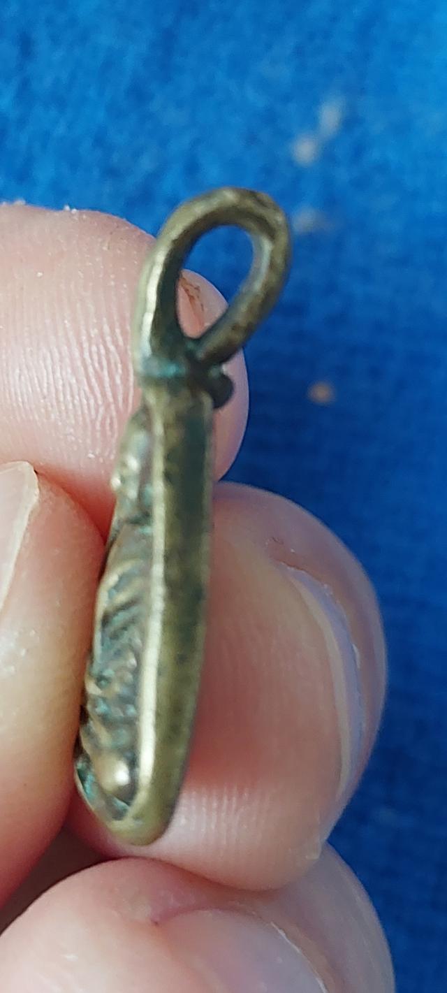 หลวงพ่อเงิน พิมพ์จอบเล็กพิจิตร รูปที่ 4