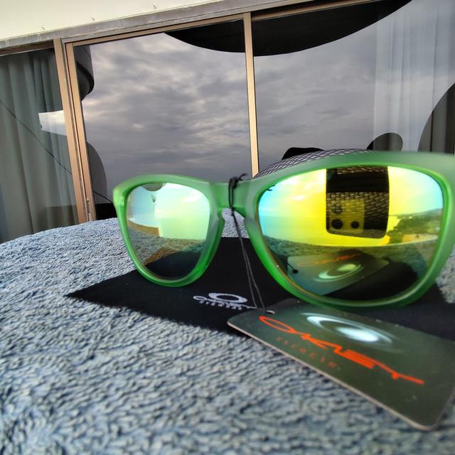 Rare Oakley Frogskins Collectors Edition Sunglasses Transparent Green Retro 8