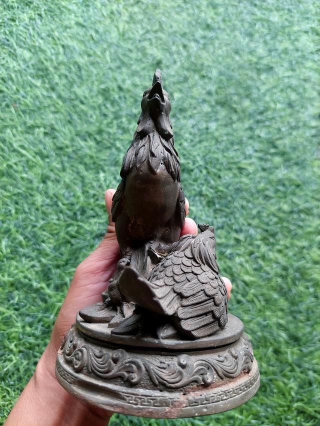 ไก่ทองเหลือง วัตถุมงคล