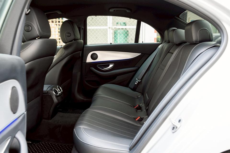Benz E300e Avantgarde W213 จดทะเบียน 2021 รูปที่ 10