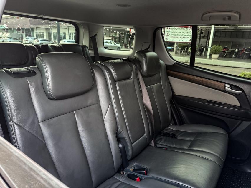 ขาย Isuzu MU-X 3.0 Ddv ปี14 15