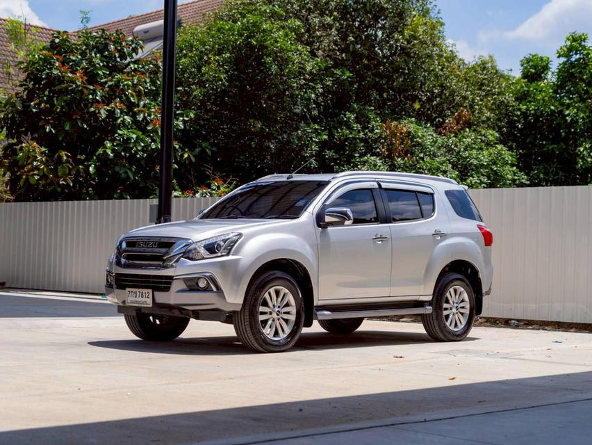 Isuzu Mu X 1.9 DVD ปี 2018 ประกันเครื่องเกียร์3ปี / 30,000 km.