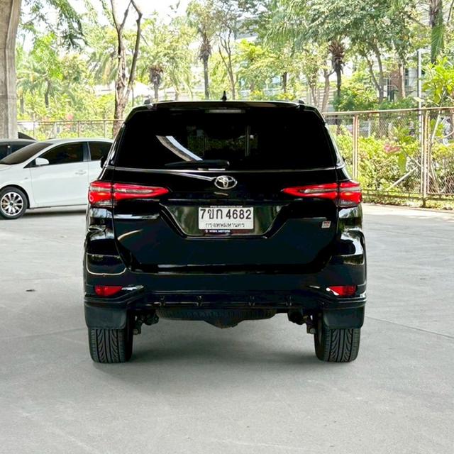 Toyota FORTUNER 2.8 GR SPORT 4WD AT ปี 2021 รูปที่ 6