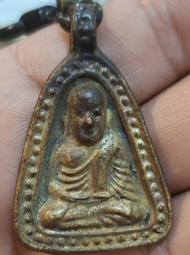 หลวงพ่อเงิน จอบใหญ่ วัดบางคลาน รุ่น 1