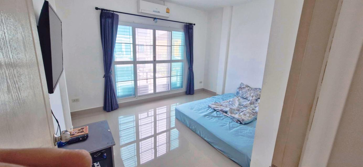 บ้านทาวน์เฮ้าส์ 2 ชั้น 2