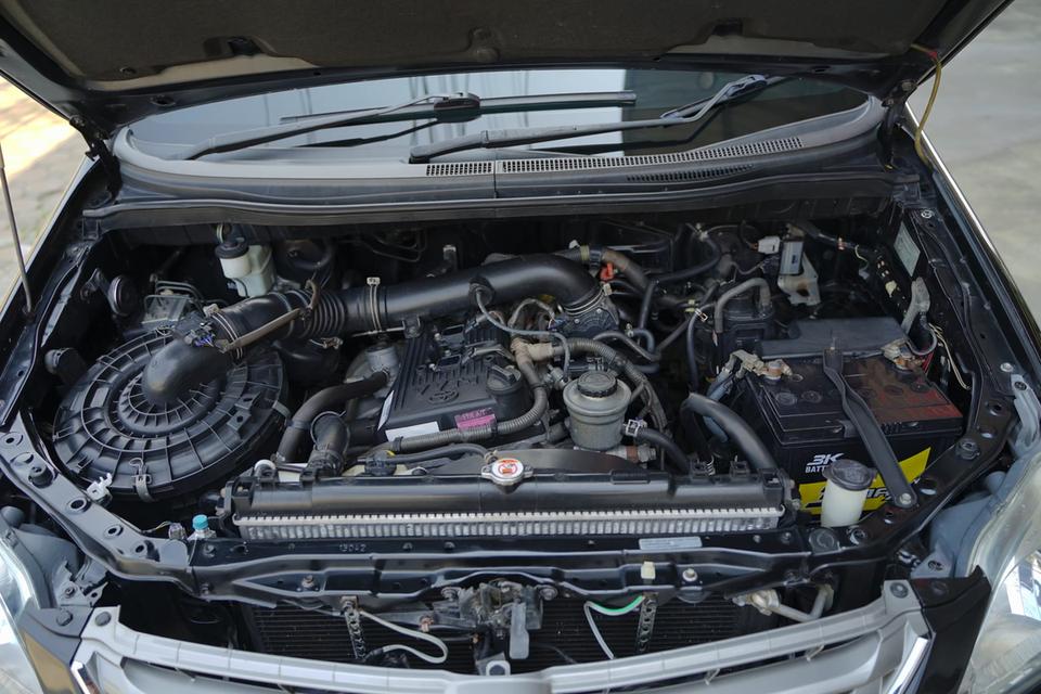 2012 TOYOTA INNOVA 2.0V 6