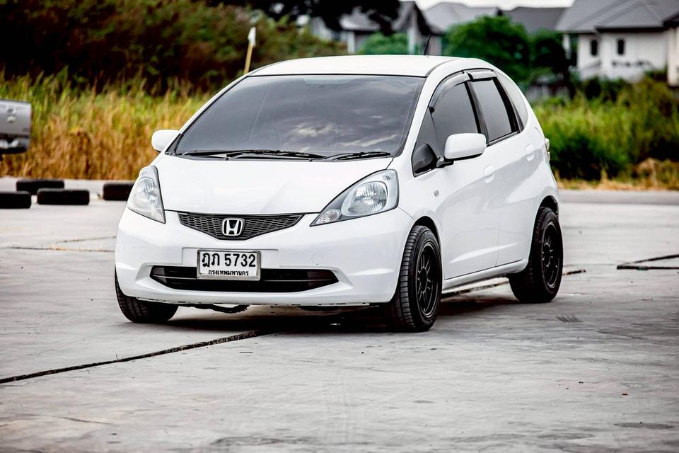 รหัสรถ GT5732 Honda Jazz 1.5 S ปี 2010 สีขาว รูปที่ 18