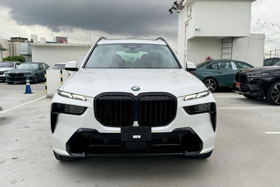 ขายด่วน BMW X7 ปี 2023