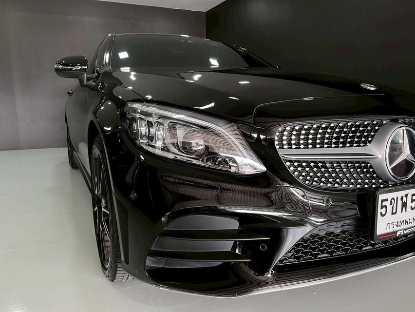 BENZ C200 Coupe Amg Dynamic ปี 2019 FaceLift วิ่ง 154,xxx โล รถมือเดียวป้ายแดง ประวัติศูนย์ทุกระยะการใช้งาน ราคานี้ห้ามพลาด 3