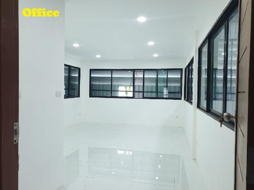 ให้เช่าโกดัง พร้อมสำนักงาน ซอยอ่อนนุช 65 พื้นที่ดิน 110 ตารางวา พื้นที่โกดัง 448 ตารางเมตร 4