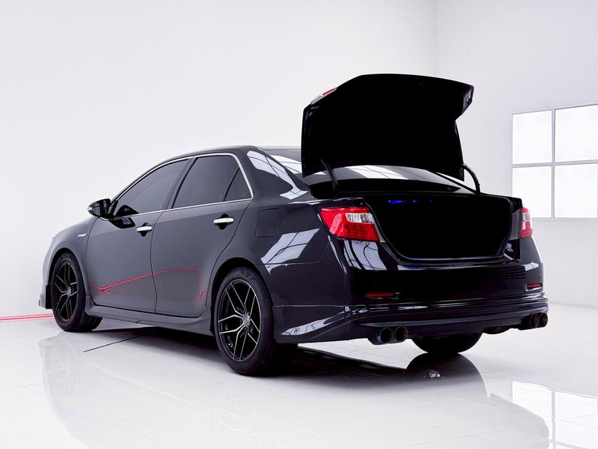 TOYOTA CAMRY 2.5 HV PREMIUM 2013