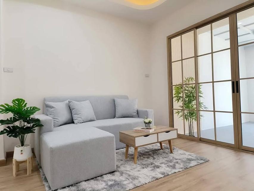 ทาวน์โฮม 2 ชั้น หมู่บ้าน ราณี ซ อ ย น ว มิ น ท ร์ 1 3 5  พร้อมทำเรื่องกู้ให้ฟรี 16