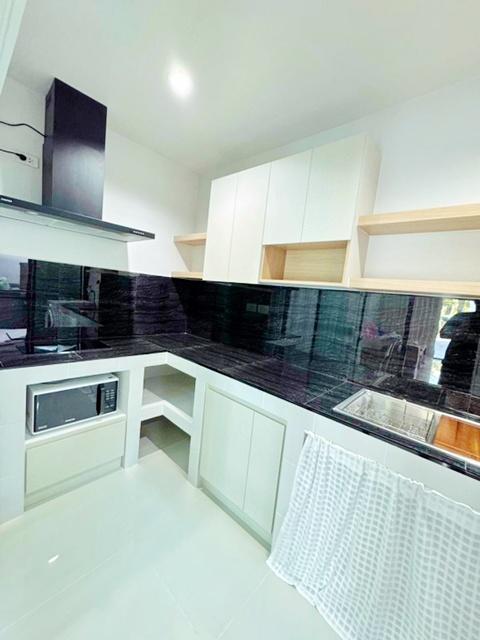 พระราม9-กรุงเทพกรีฑา ทาวน์โฮม 3 ชั้น 3 นอน 3 น้ำ บ้านกลางเมือง รร.นานาชาติ ไบรท์ตัน กรุงเทพฯ 900 ม. ARL บ้านทับช้าง 3.5 5